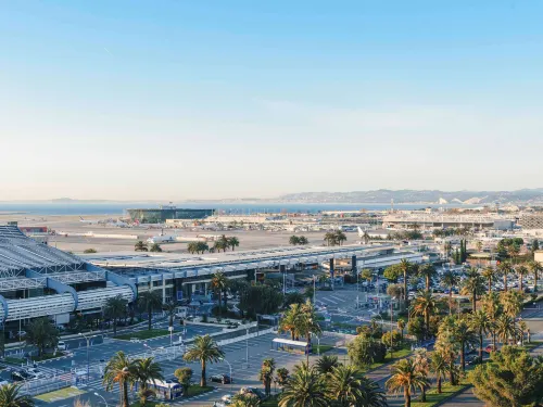 Hôtel ibis budget Nice Aéroport Promenade des Anglais À proximité de l'hôtel Photos