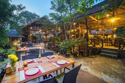 Art's Riverview Lodge Restauration Photos