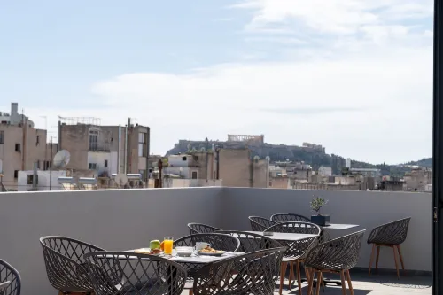 Dunlin Hotel Dining Photos
