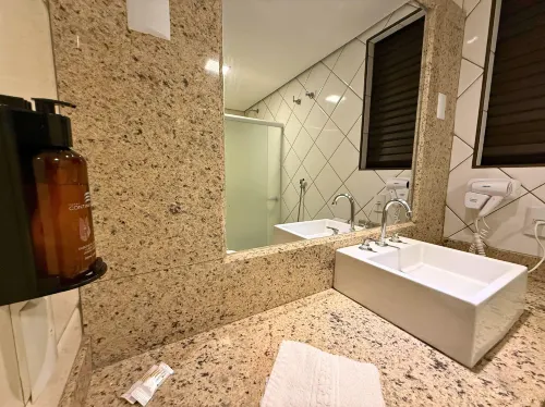 Continental Inn Номера Photos