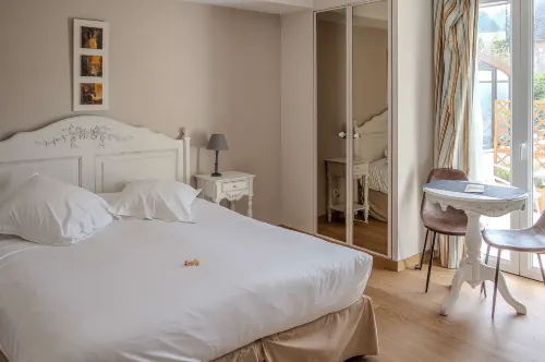 Tulip Inn Honfleur Residence Photos