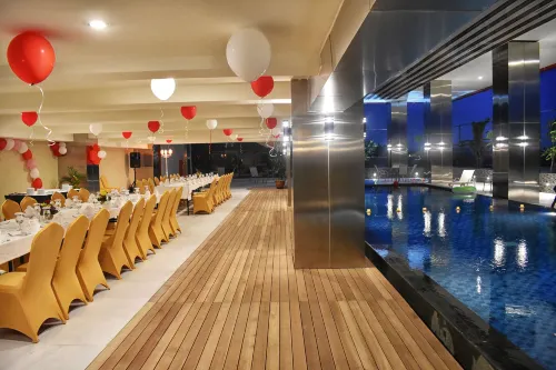 Grand Metro Hotel Tasikmalaya Dining Photos