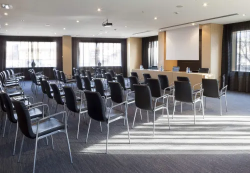 AC Hotel Milano Business Photos