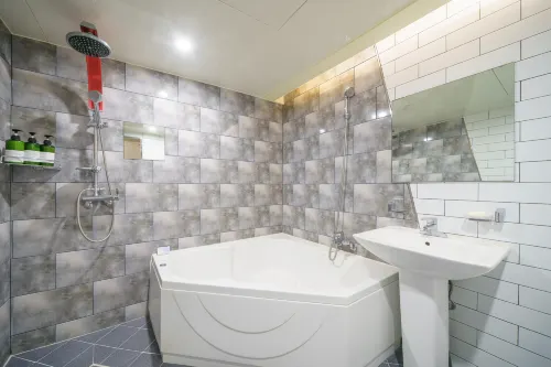 Nuri Hotel Gwangalli Huoneet Photos
