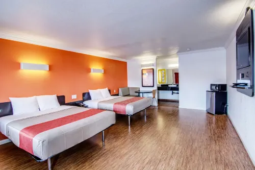 Motel 6 Manteca, CA Photos