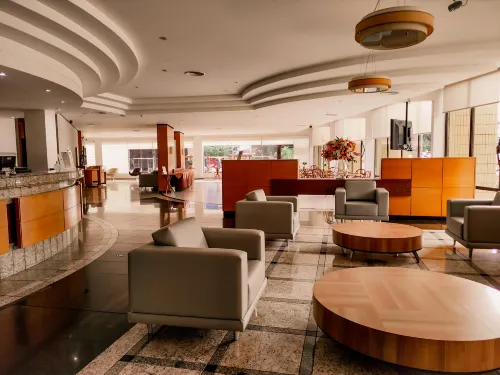 Continental Inn Общественные зоны Photos