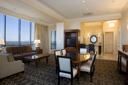 Hilton New Orleans Riverside Photos
