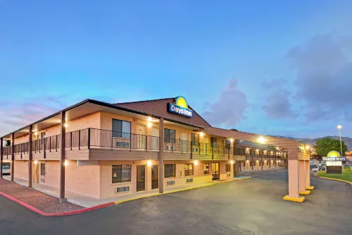 Days Inn by Wyndham East Albuquerque Zimmer Photos