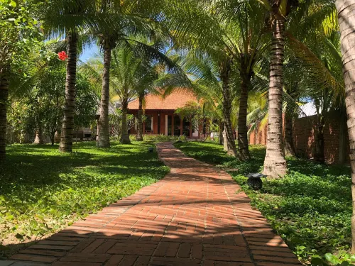 Full Moon Village Resort Exterior Photos
