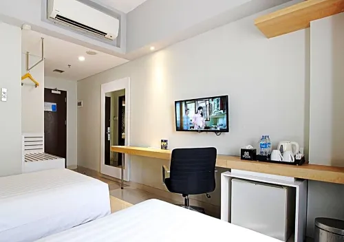 BATIQA Hotel & Apartments Karawang Zimmer Photos