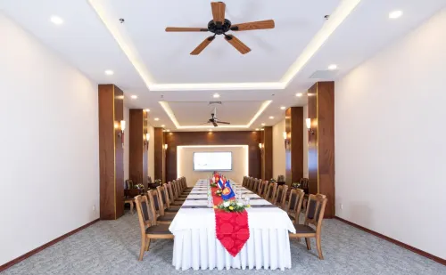 Ladalat Hotel Business Facilities Photos