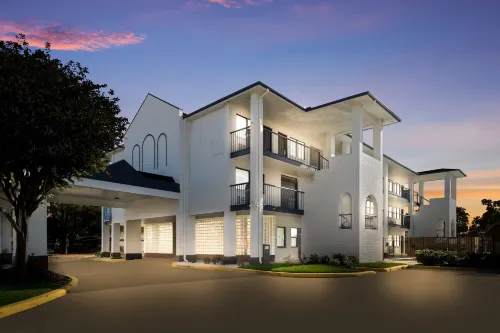 SureStay Hotel by Best Western Spring North Houston Exterior Photos