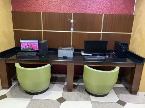 Ramada by Wyndham Rochelle Park Near Paramus Public Areas Photos