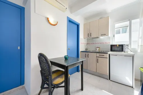 Hotel Apartamentos Vibra Central City - Adults Only Photos