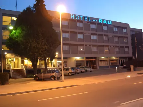 Hotel Rali Viana Eksterior Photos