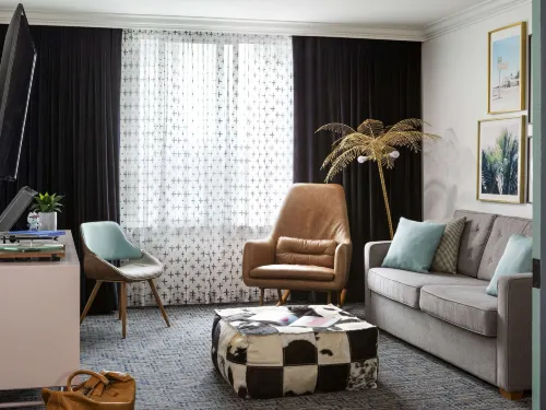 Hotel Belmont Vancouver MGallery Rooms Photos