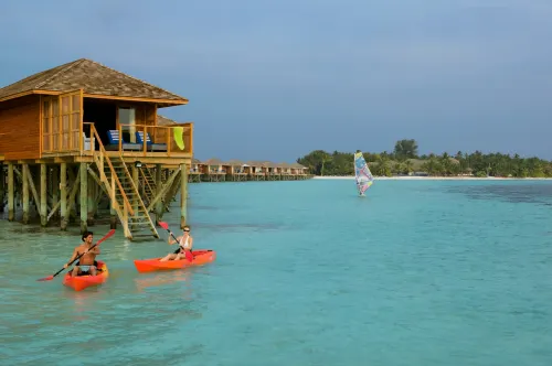 Vilamendhoo Island Resort & Spa Huoneet Photos
