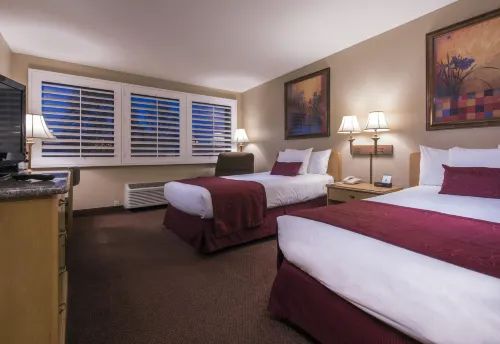 Grand Vista Hotel Rooms Photos