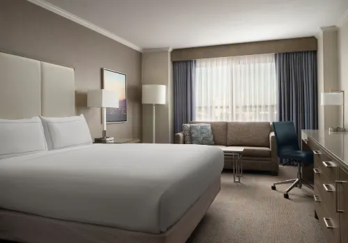 DoubleTree by Hilton Irvine Spectrum Rooms Photos