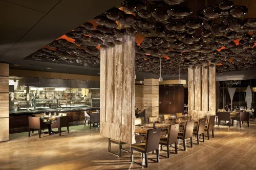 M Resort Spa & Casino Restauration Photos