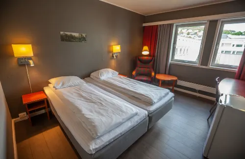 F2 Hotel Rooms Photos