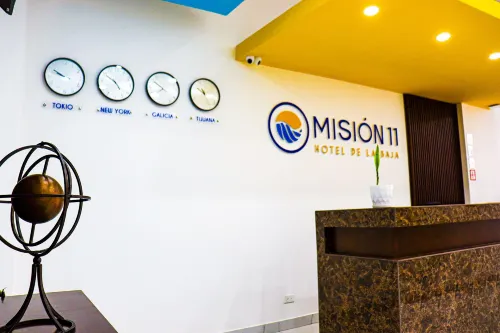 Hotel Mision 11 Public Areas Photos