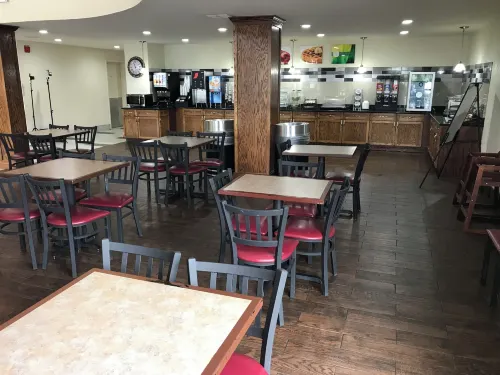Baymont by Wyndham South Bend Near Notre Dame Dining Photos