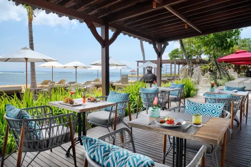 Griya Santrian a Beach Resort Restauration Photos