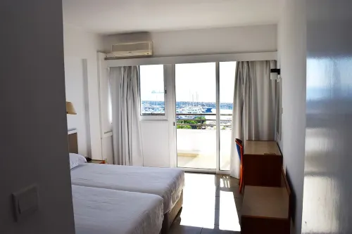 Sun Hall Beach Hotel Apartments Zimmer Photos