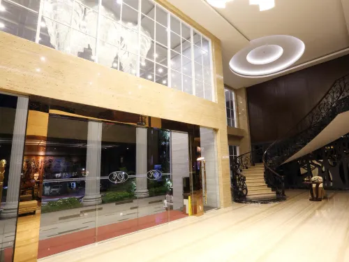 Belviu Hotel Bandung Public Areas Photos