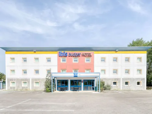 Ibis Budget Versailles - Trappes Extérieur Photos