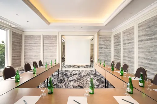 Four Points by Sheraton Bandung Fasilitas Bisnis Photos
