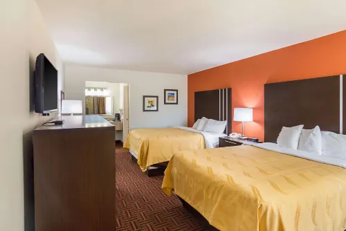 Quality Inn Amarillo I-40 East Rooms Photos