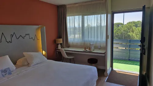 Hotel KYRIAD CARCASSONNE - Aéroport Chambres Photos
