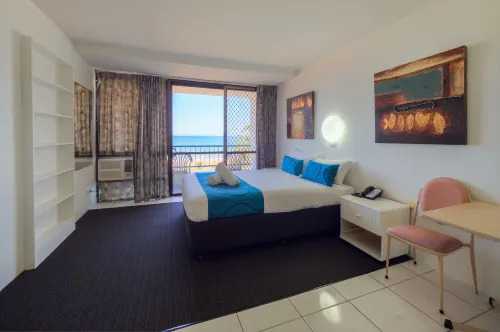 Bayview Tower Rooms Photos