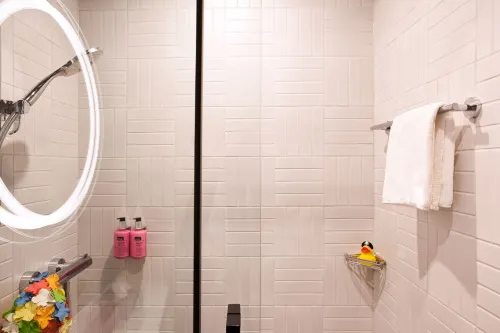 Moxy Rust Rooms Photos