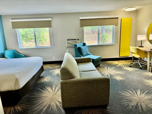 Days Inn by Wyndham Williams Photos