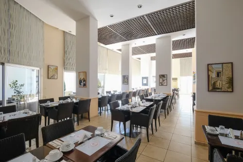 Flamingo Beach Hotel Питание Photos