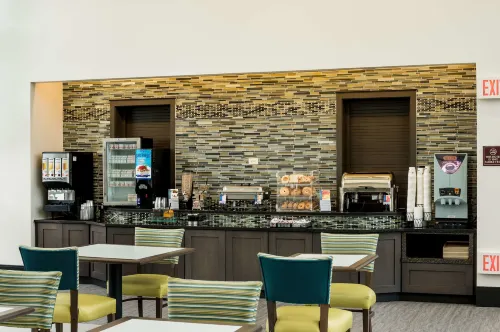 Best Western Plus the Inn at King of Prussia Dining Photos