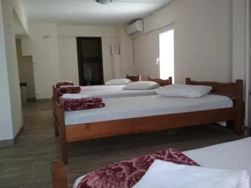 Pella Inn Hostel Photos