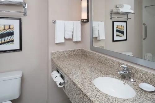 Holiday Inn Express Spokane Airport Kamar Photos