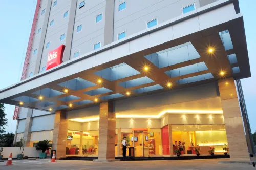 Ibis Balikpapan Extérieur Photos