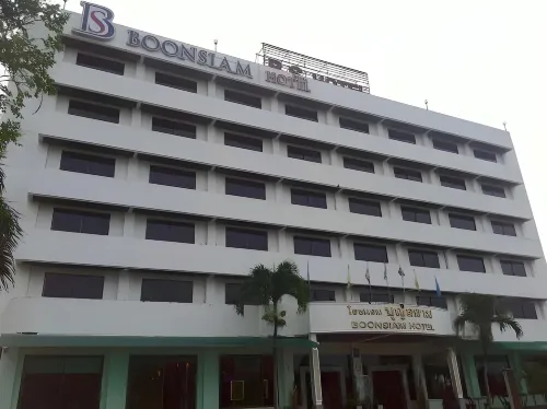 Boon Siam Hotel Extérieur Photos