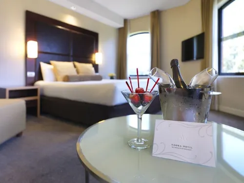 Amora Hotel Riverwalk Melbourne Photos