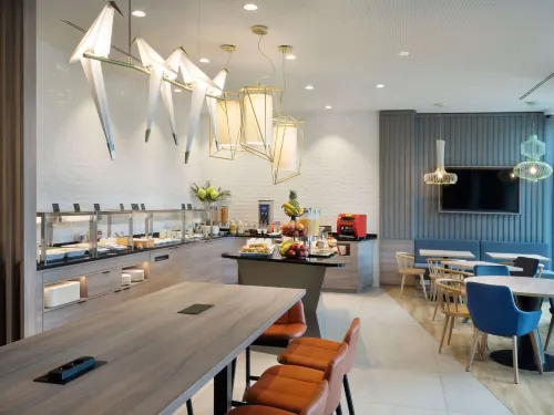 Hampton by Hilton Celle Dining Photos