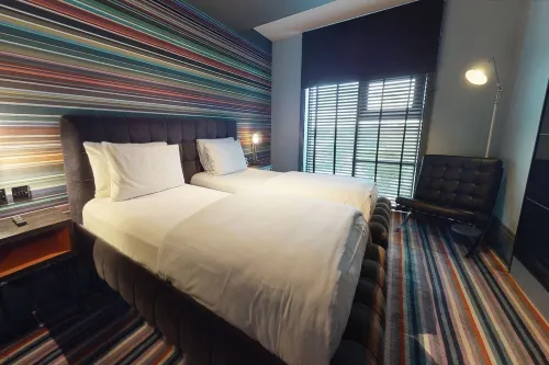 Village Hotel Solihull Zimmer Photos