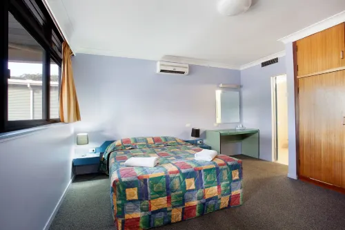 Vale Hotel Rooms Photos