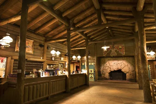 Bright Angel Lodge – Inside the Park Espaces publics Photos