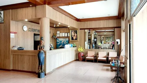 Suriwong Chumphon Hotel Espaces publics Photos