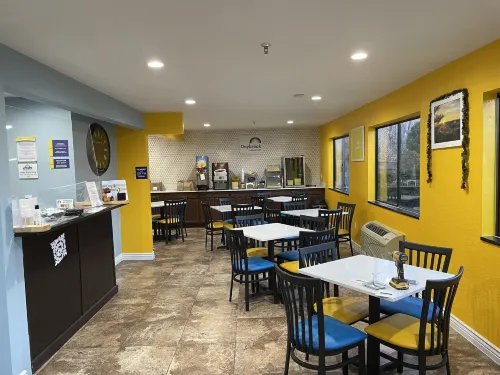 Days Inn by Wyndham Ruidoso Downs Makanan Photos